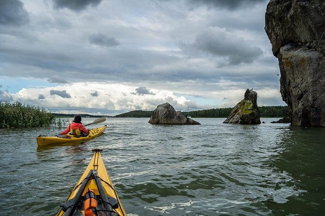 turku-archipelago-kayaking-evening