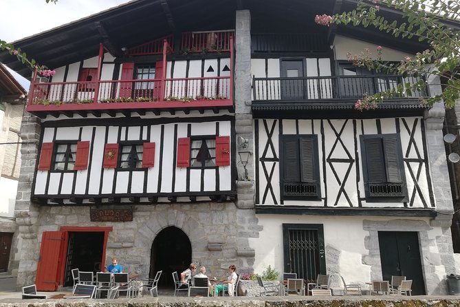 unspoiled-french-basque-countryside-private-cultural-adeventure