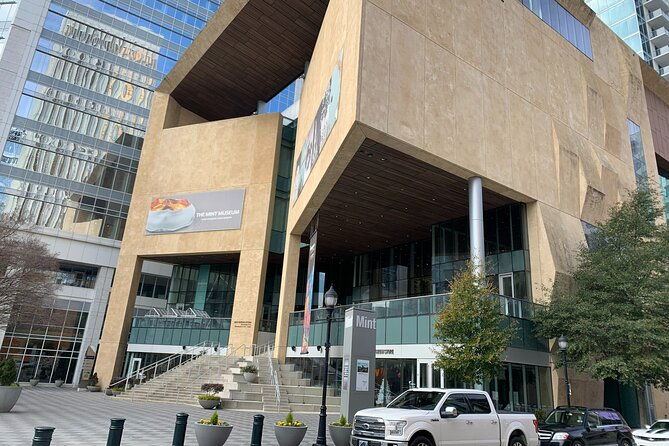 uptown-charlotte-a-self-guided-audio-tour-to-the-heart-of-queen-city-2