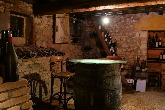 verona-cellar-tour-and-tasting-of-natural-wines