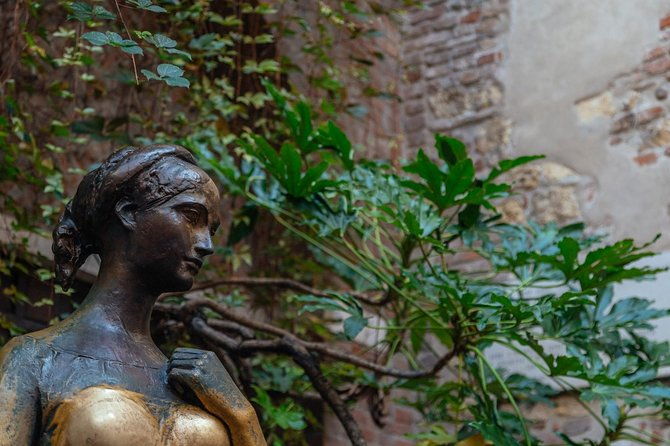 verona-juliets-house-city-private-tour-with-ticket-included
