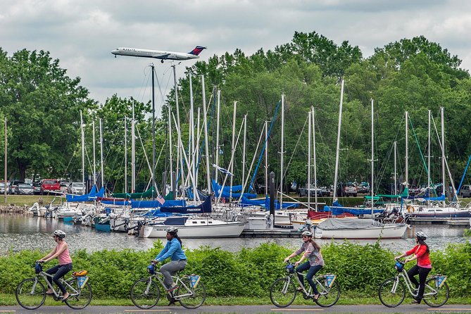visit-mount-vernon-by-bike-self-guided-ride-with-optional-boat-cruise-return