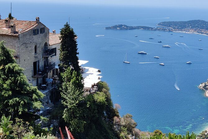visit-of-the-medieval-village-of-eze