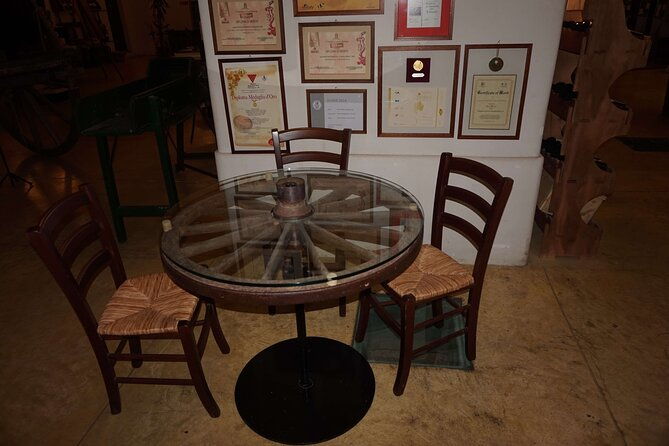 visit-to-a-winery-in-salento-with-wine-tasting-and-light-lunch-from-lecce-2