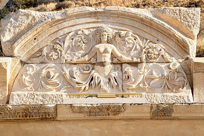 visiting-the-ancient-city-of-ephesus-and-virgin-mary-house-from-marmaris