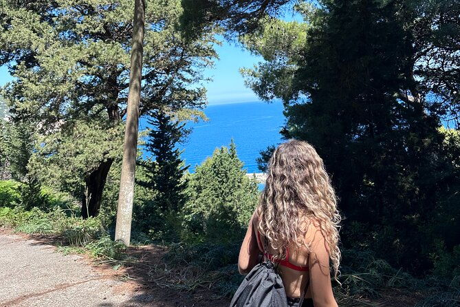 vlore-speedboat-tour-to-national-marine-park-sazan-karaburun-2