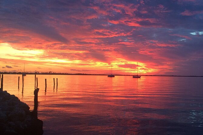 1-5-hour-bay-side-key-largo-sunset-cruise-on-a-spacious-catamaran