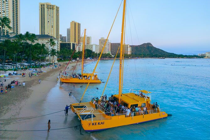 1-hour-diamond-head-sail-of-waikiki-beach-2