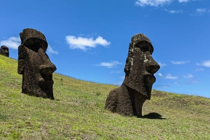 2-days-touring-rapa-nui-highlights-in-small-groups