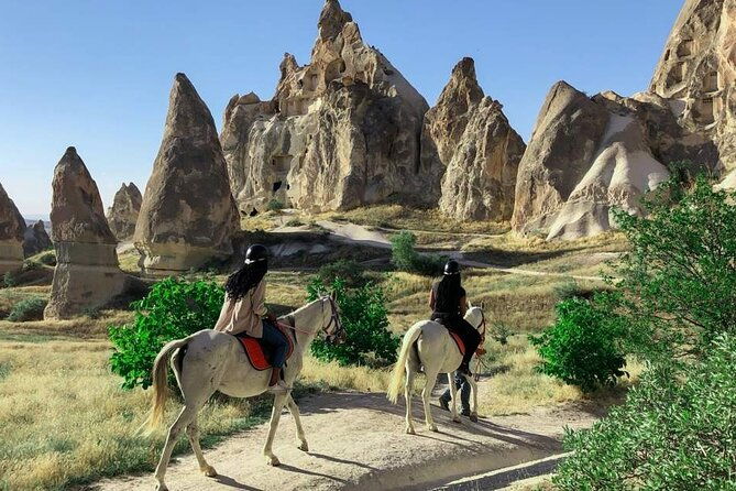 2-hours-horseback-riding-tour-through-the-valleys-of-cappadocia