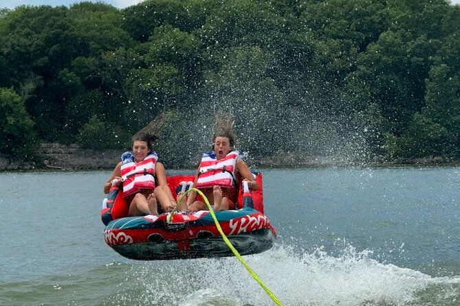 25ft-pontoon-party-boat-w-captain-up-to-12-people-3-hrs-2