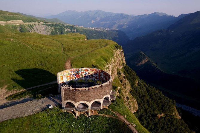 3-day-hiking-group-tour-in-kazbegi-3