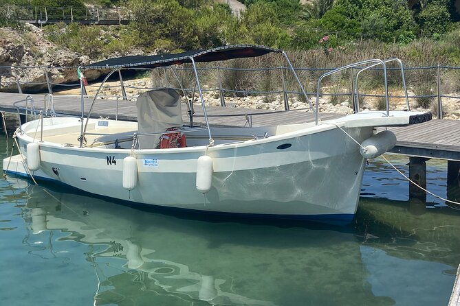 3-hour-guided-boat-tour-to-the-caves-in-santa-maria-di-leuca-2