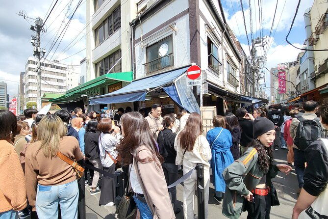 3-hour-tsukiji-market-food-hopping-guided-tour