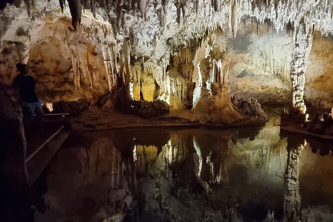 3-tours-in-1-cave-of-wonders-altos-de-chavon-chocolate-factory