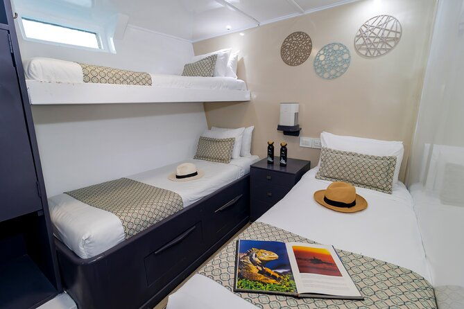 4-day-galapagos-cruise-itinerary-dnorth-aboard-monserrat-yacht