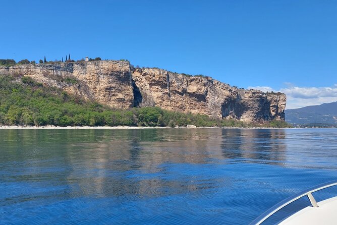 4-hour-boat-tour-on-lake-garda-from-lazise