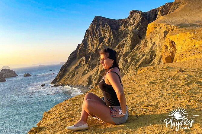 4-hrs-golden-shadows-trek-in-paracas-national-reserve
