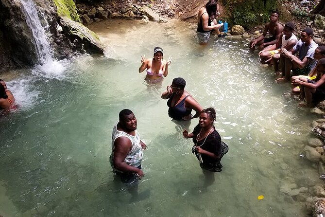 4-negril-full-day-guided-sunset-tours-7miles-beach-blue-hole-ricks-cafe