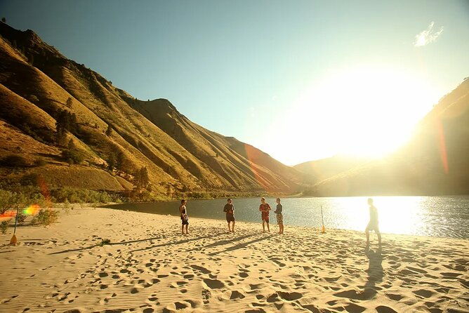 5-day-main-salmon-rafting-tour-with-meals-included