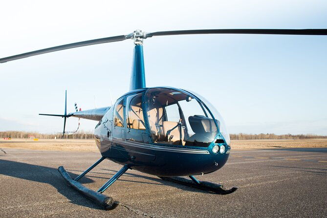 60-mile-ultimate-helicopter-tour-over-duluth-and-lake-superiors-north-shore