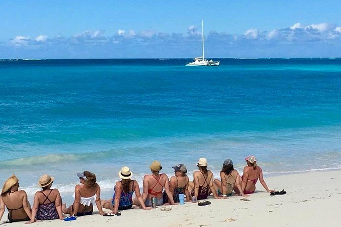 7-hour-private-catamaran-sail-snorkel-and-beach-bbq-grace-bay-providenciales