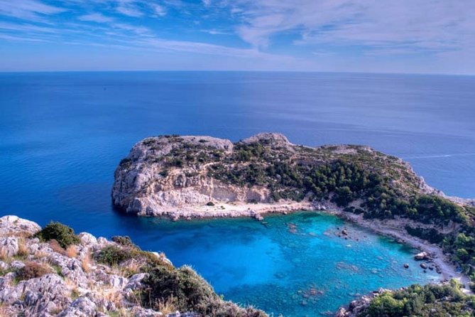 90-min-sunset-cruise-to-anthony-quinn-bay-with-unlimited-drinks-2