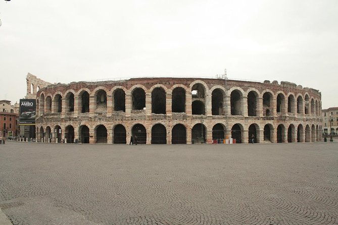 a-charming-verona-small-group-stress-free-city-tour-with-a-local-guide