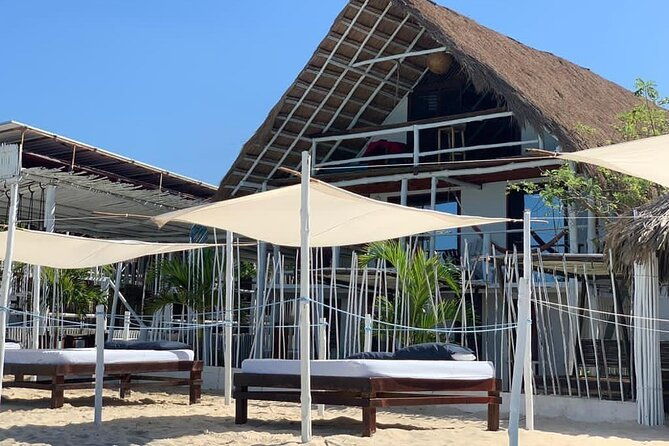 a-day-on-the-beach-at-nena-beach-to-rest-on-isla-baru-in-cartagena