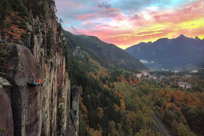 alpine-cliff-camping-1000ft-off-the-ground-in-index-wa
