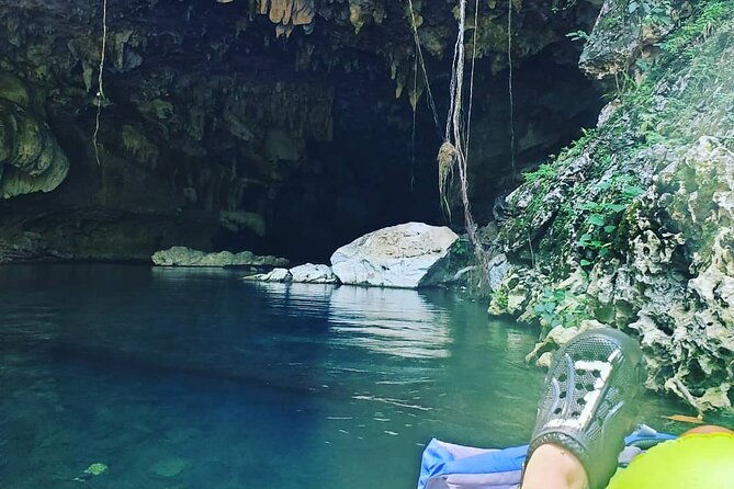 altun-ha-maya-ruin-and-cave-tubing-from-belize-city