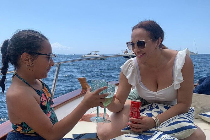 amalfi-coast-or-capri-private-boat-tour