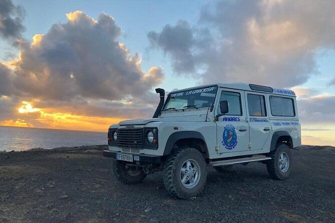 amazing-jeep-safari-at-graciosa-island-lanzarote