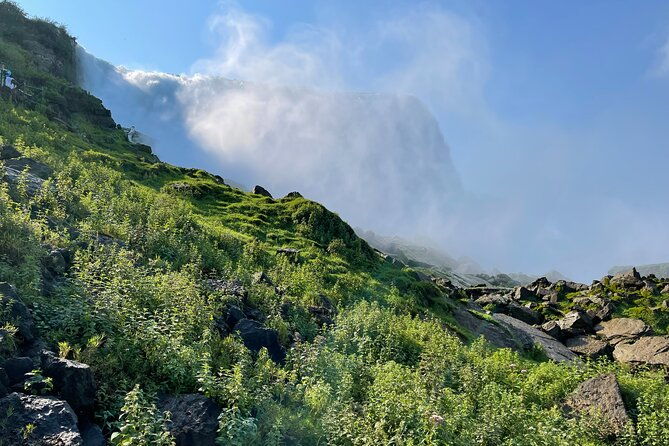 american-made-tour-iconic-boat-ride-cave-of-the-winds-and-more