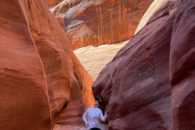 antelope-canyon-lake-powell-guided-kayaking-and-hike-tour-2