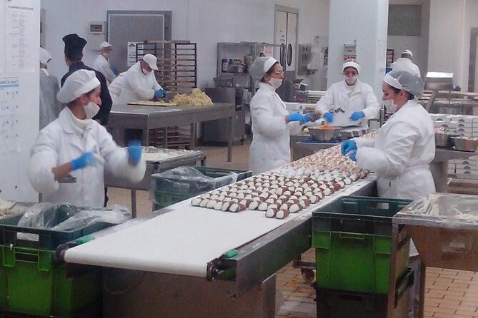arab-palermo-tour-a-dip-in-the-historical-markets-and-street-food