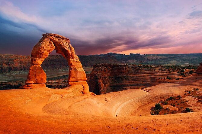 arches-canyonlands-moab-adventures-small-group-3-day-tour
