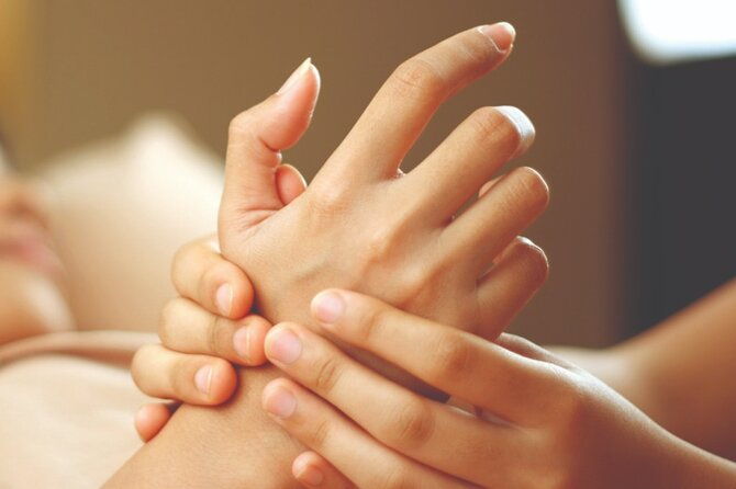 aroma-massage-enjoy-a-complete-spa-experience-from-the-comfort-of-your-room