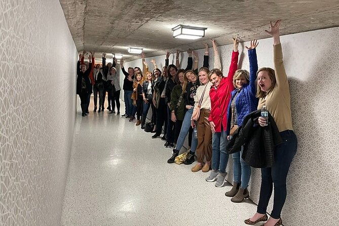 astroville-tunnel-tour-nasa-space-center-ticket-transportation