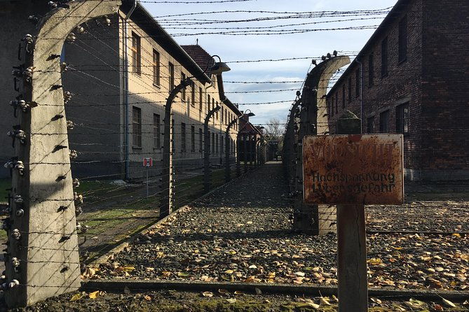 auschwitz-birkenau-day-tour-from-wroclaw