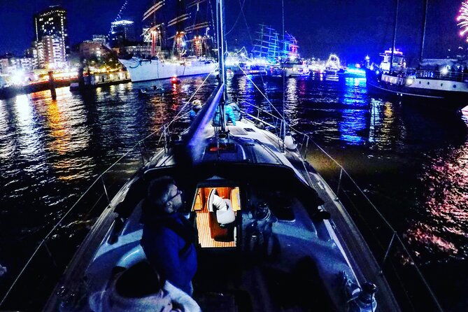 authentic-sailingtrip-beyond-the-borders-of-the-port-of-hamburg