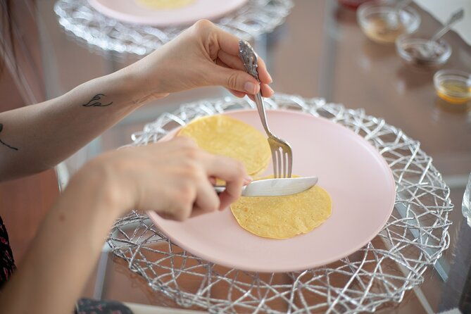 awesome-french-crepes-cooking-class