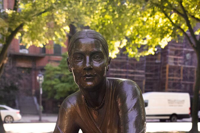 back-bay-chocolate-and-art-galleries-tour