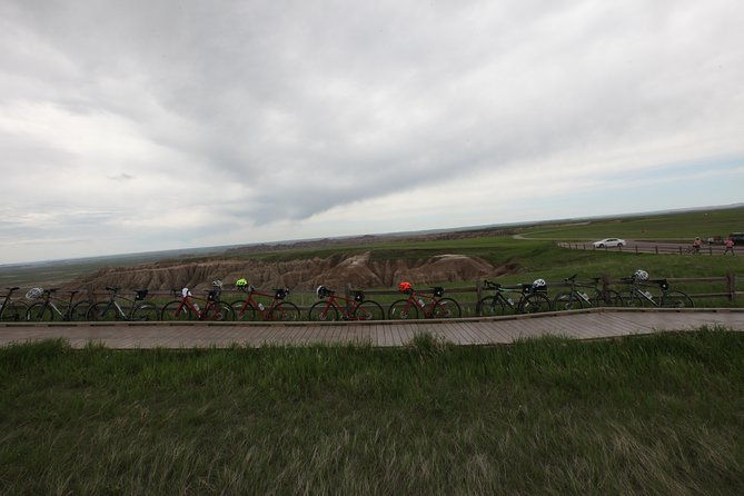 badlands-national-park-by-bicycle-private-2