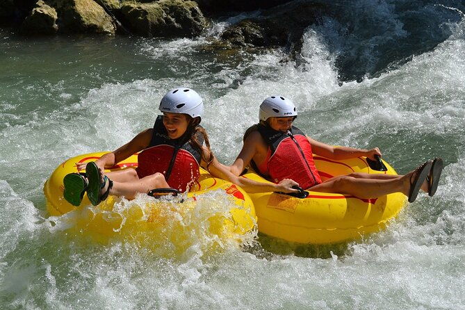 bamboo-rafting-river-tubing-tour-ocho-riosentry-fee-included