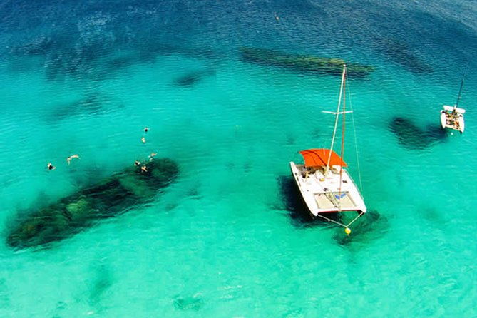 barbados-catamaran-turtle-snorkel-with-open-bar