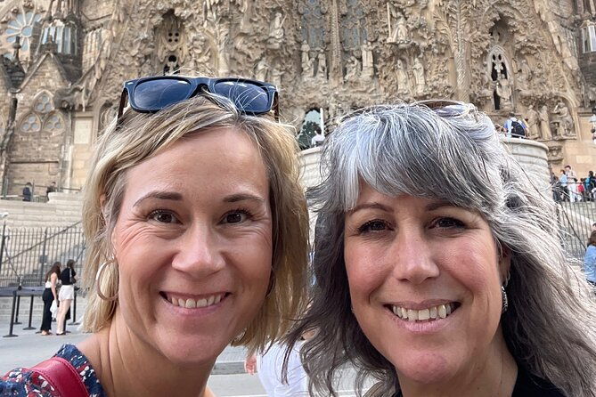 barcelona-scavenger-hunt-and-sights-self-guided-tour-4