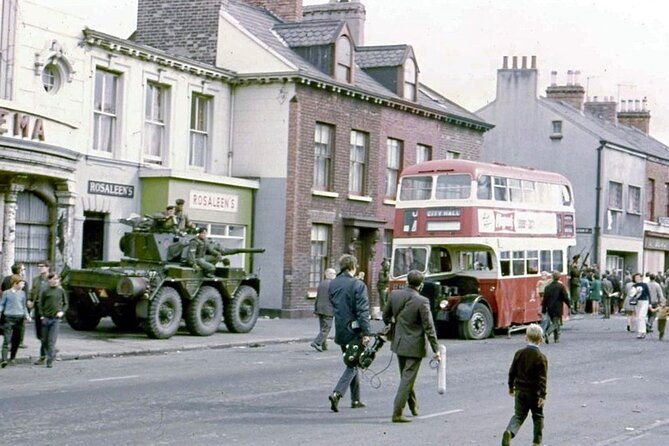 belfast-the-troubles-cab-tour-adventure-2hrs-personal-guide