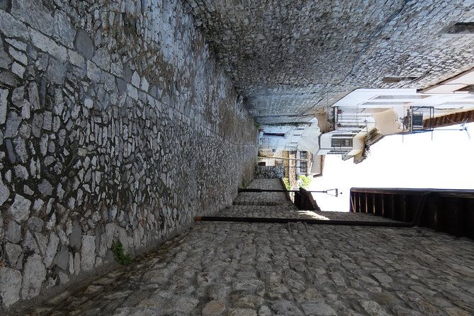 berat-cultural-tour-by-1001-albanian-adventures