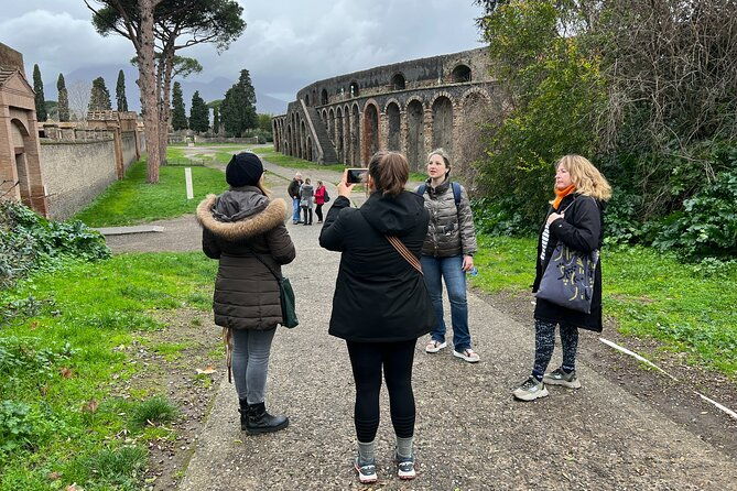 best-of-pompeii-small-group-guided-tour-with-tickets